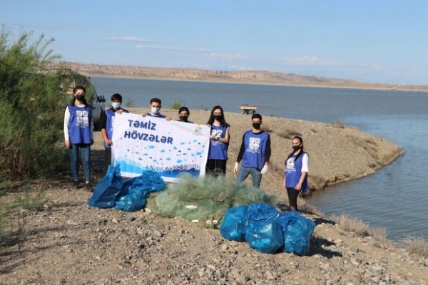 Su anbarının 5 kilometrdən artıq sahəsi sintetik torlardan və plastik tullantılardan təmizlənib