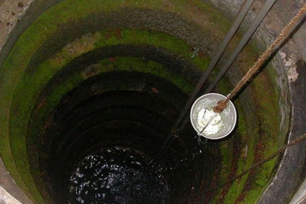 A woman's body was found in a water well in Baku